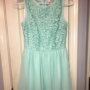 Light blue/mint dress!
